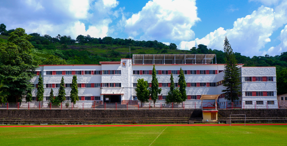 Loyola High School Campus